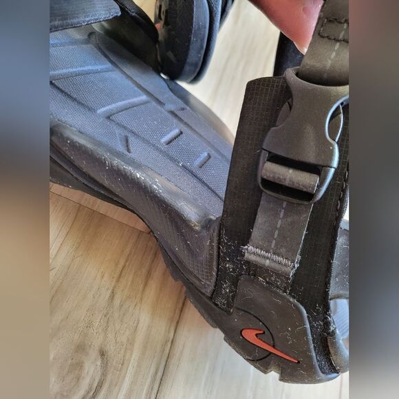 NIKE ACG ALL-TRAC AMPHIBIOUS sandals size 12 Color black and red Strap Open Toe - Picture 9 of 9